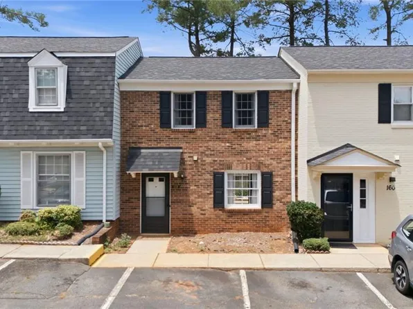 159 Charlestowne Cir, Winston Salem, NC 27103