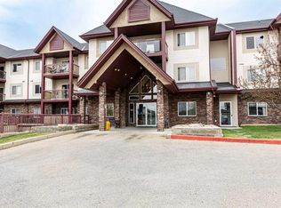 18 E Averill St #214, Red Deer, AB T4R3J1