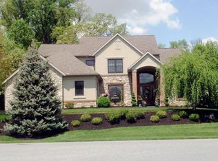 2067 Waterford Dr, Lancaster, PA 17601