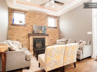 1516 N Mohawk St APT 2R, Chicago, IL 60610