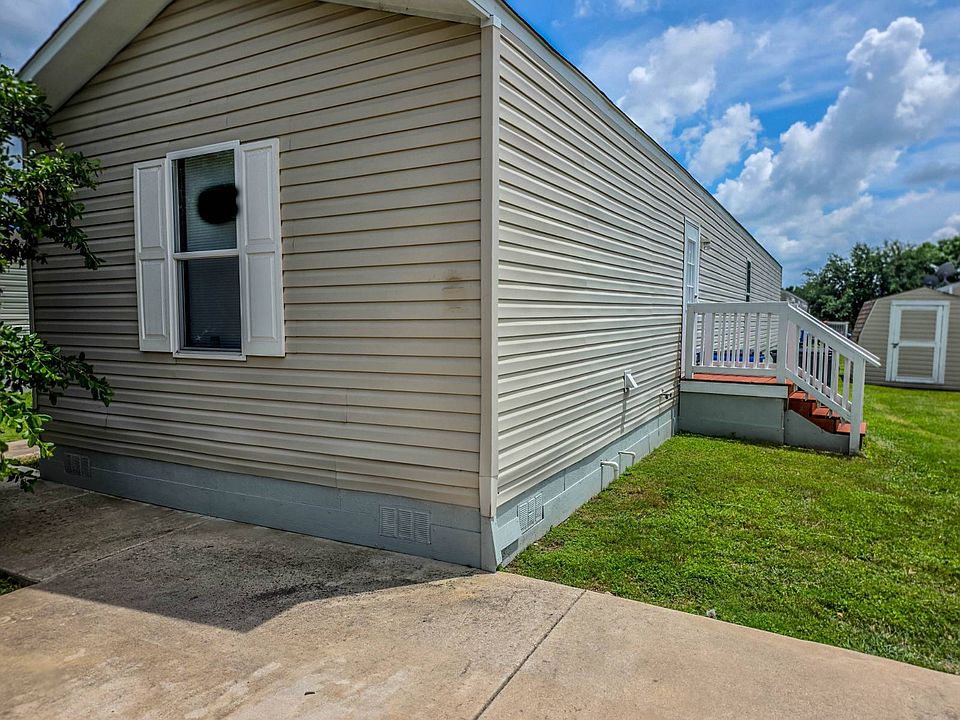 1st image of 113400 Los Robles Cir