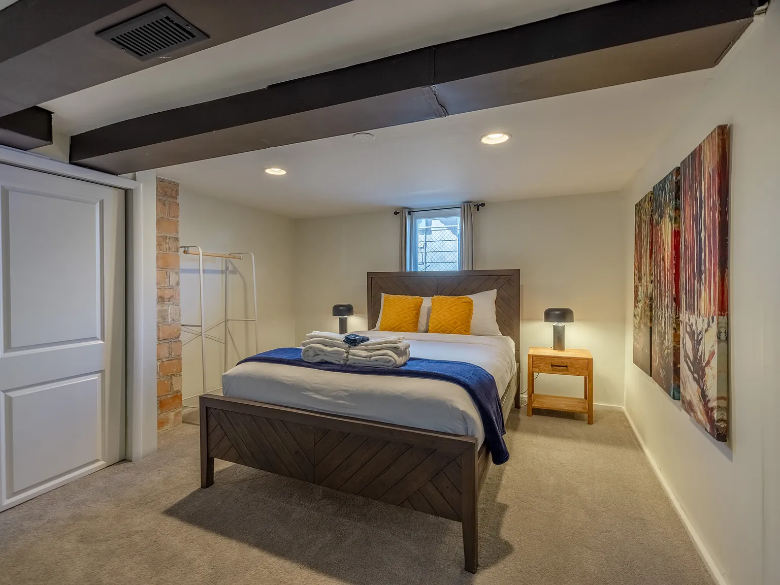 4 bed, 1600 sqft, $3,700 — Photo 4