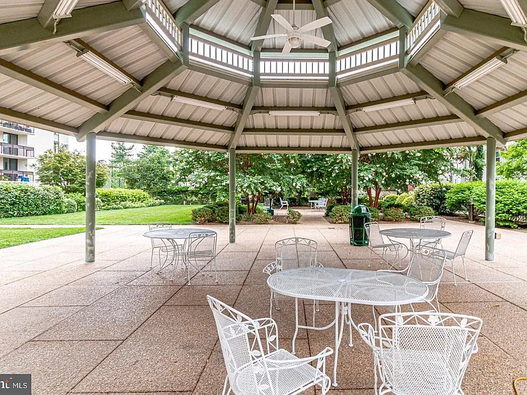 5300 Holmes Run Pkwy #1210 — Photo 42