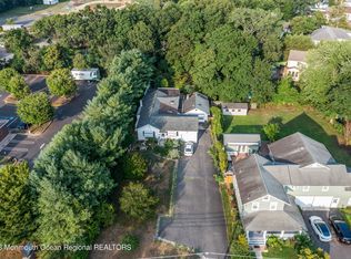 171 Monmouth Rd, Oakhurst, NJ 07755