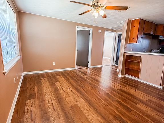 5th image of 1021 Griffin St #1
