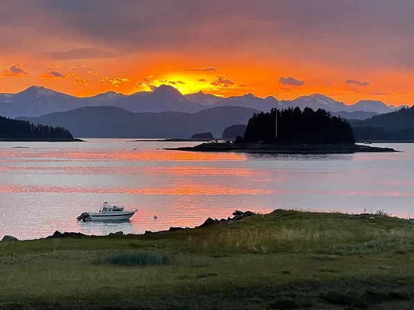 1380 Fritz Cove Rd, Juneau, AK 99801