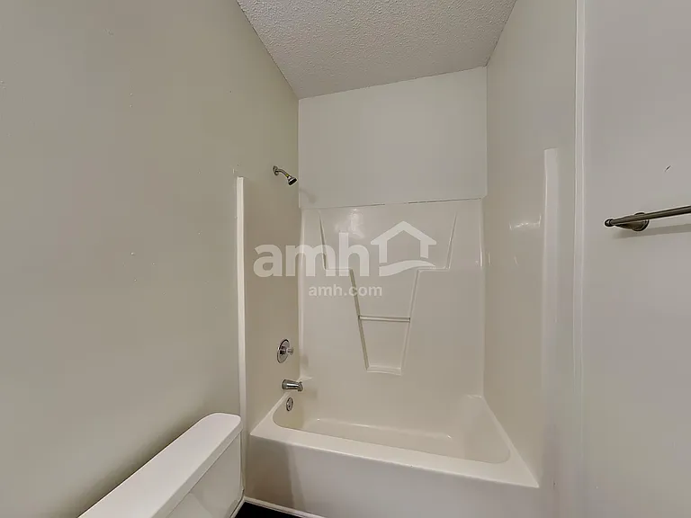 6604 Conifer Cir — Photo 16