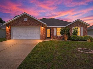 6208 Meadow Well Ave, Bentonville, AR 72713