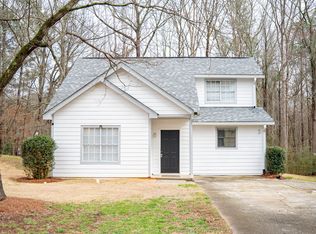 5660 Bradley Cir, Lithonia, GA 30038