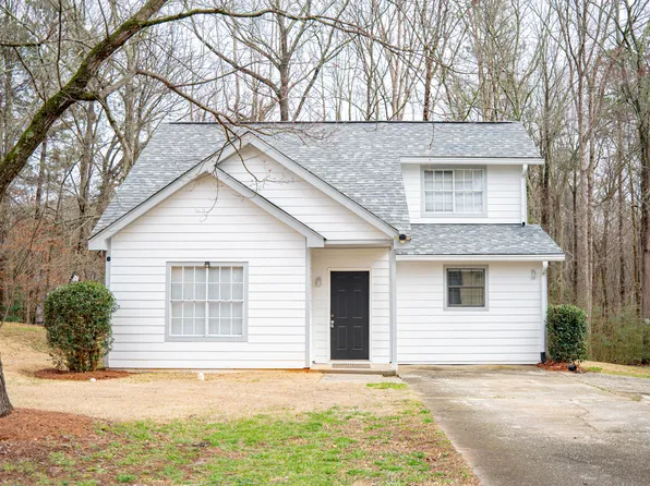 5660 Bradley Cir, Lithonia, GA 30038
