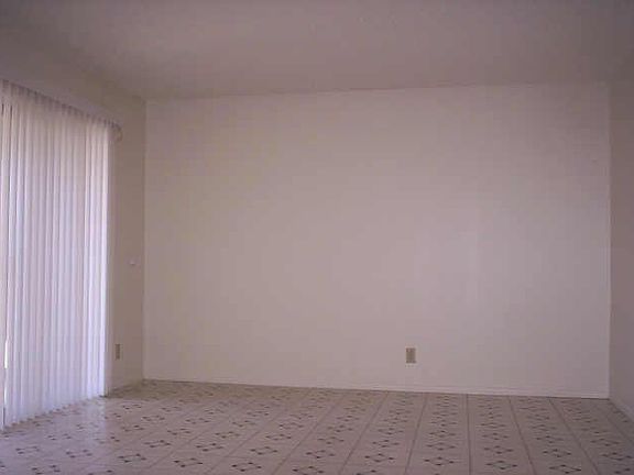 3rd image of 1455 N 7th Drive