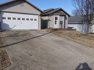 235 Deer Run Rd, Branson, MO 65616