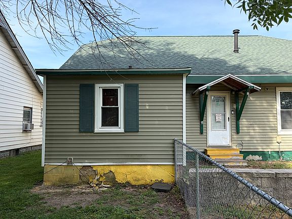 4th image of 323 W Chestnut St