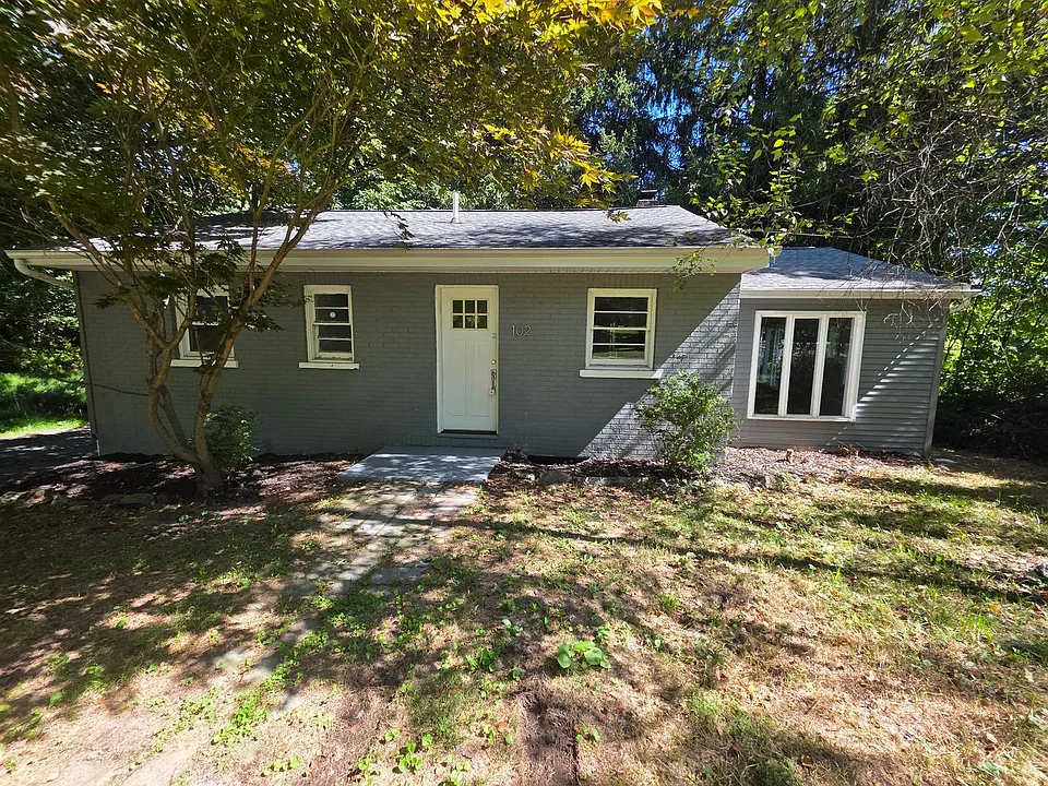 102 Barbara Dr