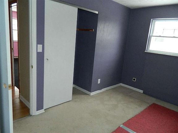 4th image of 59 Sue Dr