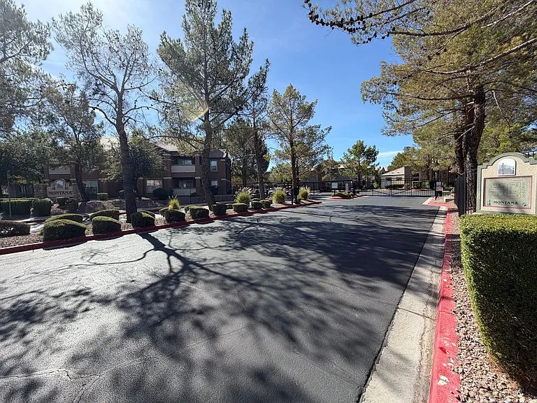 555 E Silverado Ranch Blvd #1020 — Photo 29