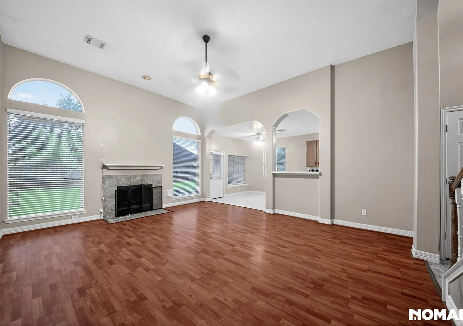 Spacious 4BR House in Fresno — Photo 1