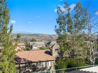 8865 E Fallsview Rd, Anaheim, CA 92808