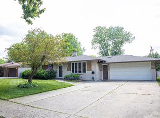 3785 Embarcadero St, Waterford, MI