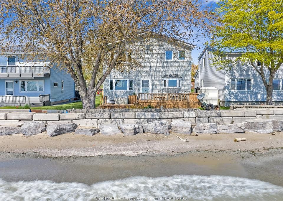 1st image of 545 Lakeview Ave