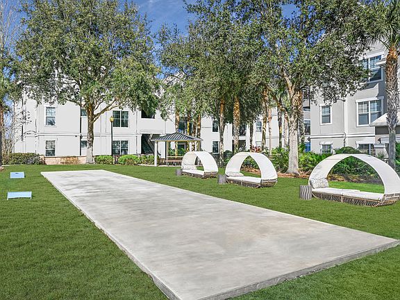 Halston Four Corners