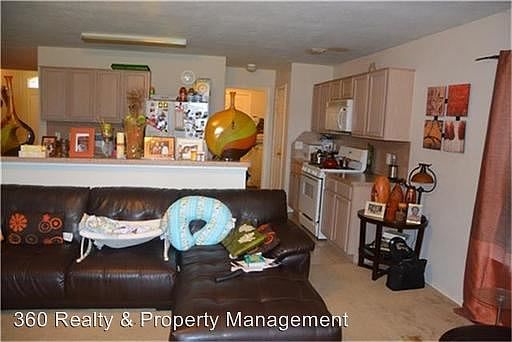 4th image of 18234 Afton Hollow Ln