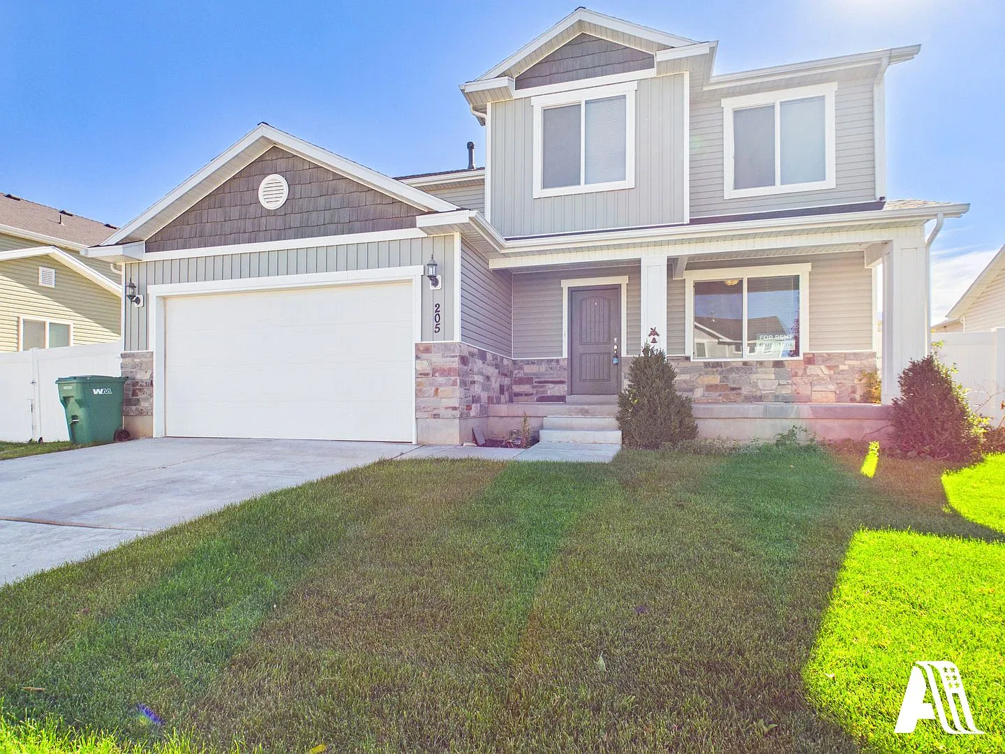 4 Bedroom 3 Bathroom House in Santaquin! — Photo 1