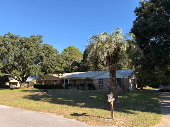 102 Tantallon Dr, Ocean Springs, MS 39564