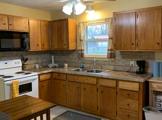 1358 Hillcrest Dr, Graham, TX 76450