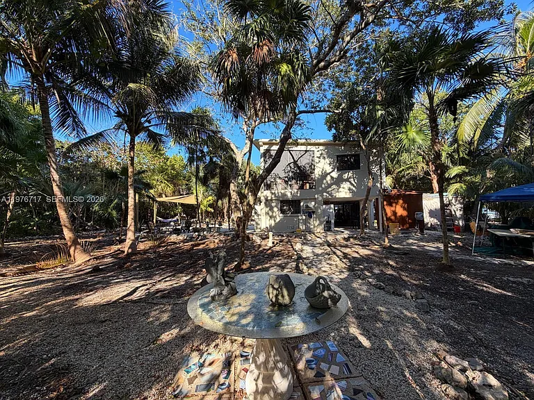 1615 Harbor Dr — Photo 4