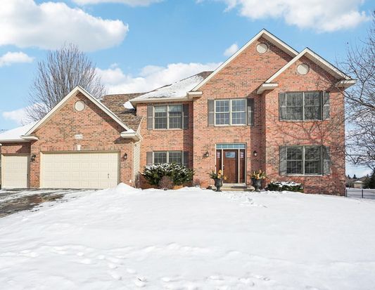 16176 Hawthorn Path, Lakeville, MN 55044