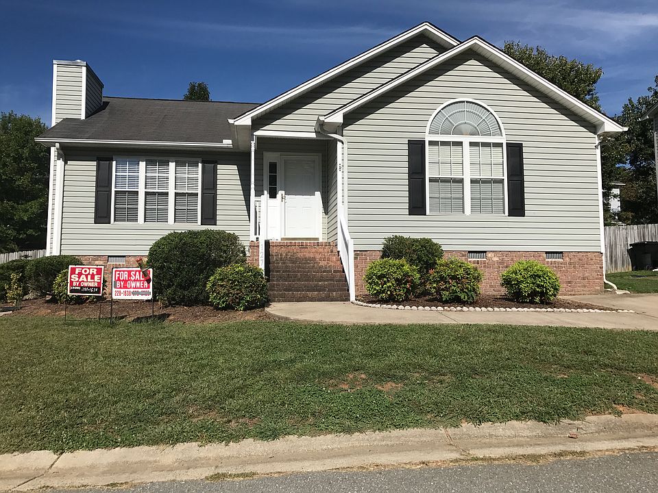 1st image of 127 Hoskins Cir