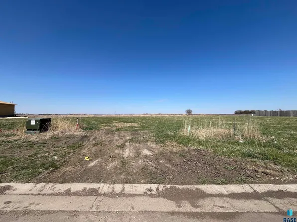 806 W Beck St, Worthing, SD 57077