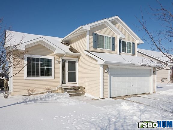 4th image of 500 SE Westgate Dr