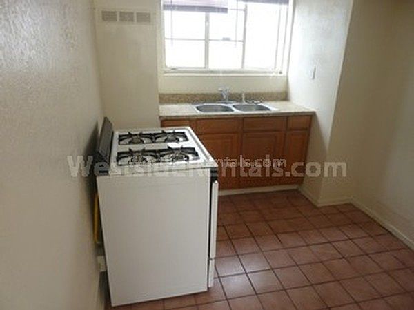 2nd image of 4241 Redondo Beach Blvd #78