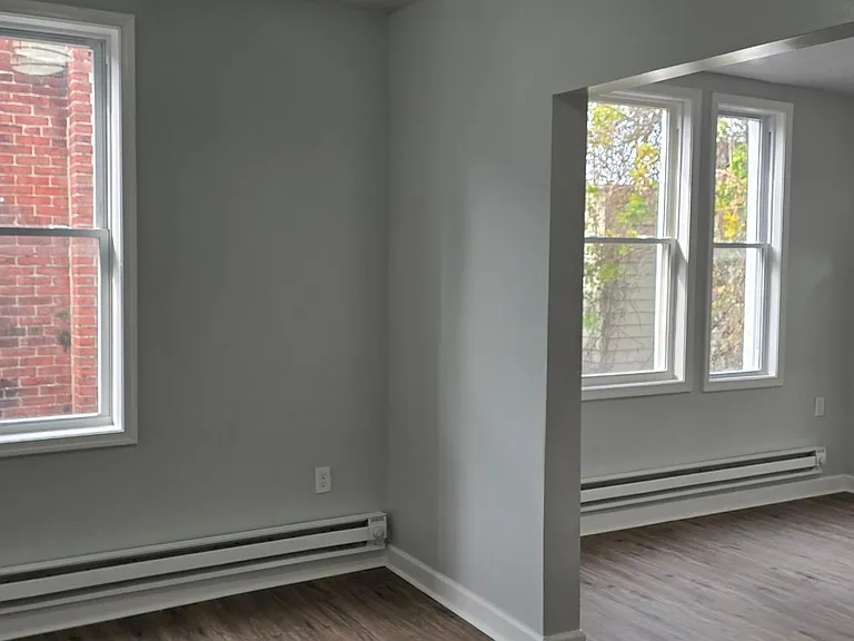 1411 W Loudon St — Photo 7