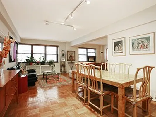 Sold by Corcoran | media 3