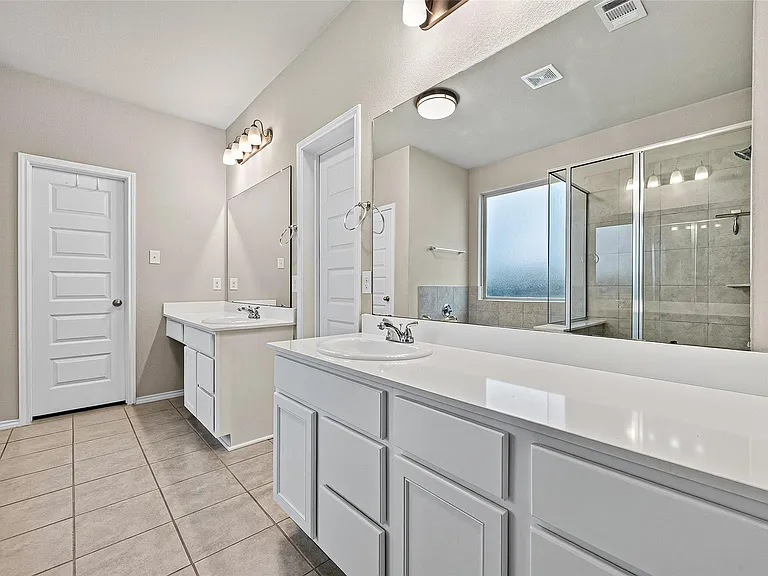 2511 Sandbar Shark Ct — Photo 22