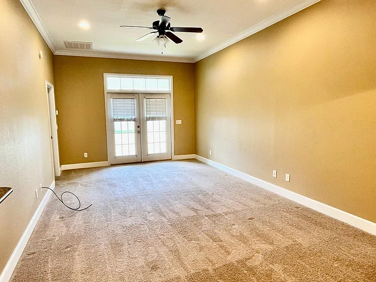 121 Shepards Way — Photo 7