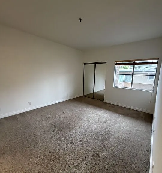 87 S Allen Ave #204 — Photo 11