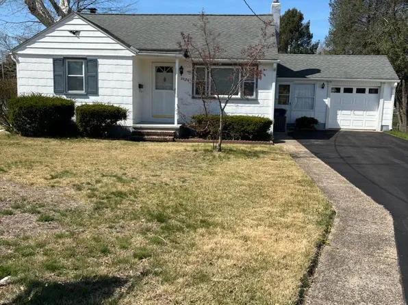 2026 Burlington Ave, Delanco, NJ 08075