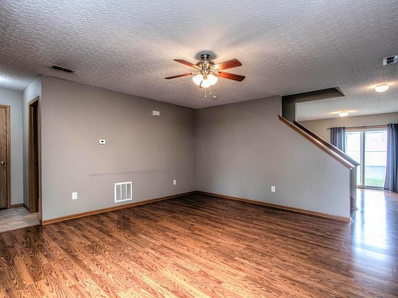 5th image of 7755 Lupine Dr