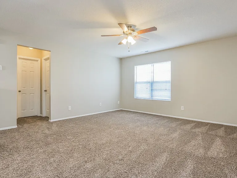 1020 Gelfield Rd — Photo 9