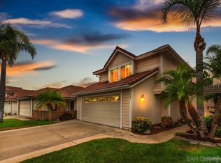 1965 Elm Ridge Dr, Vista, CA 92081