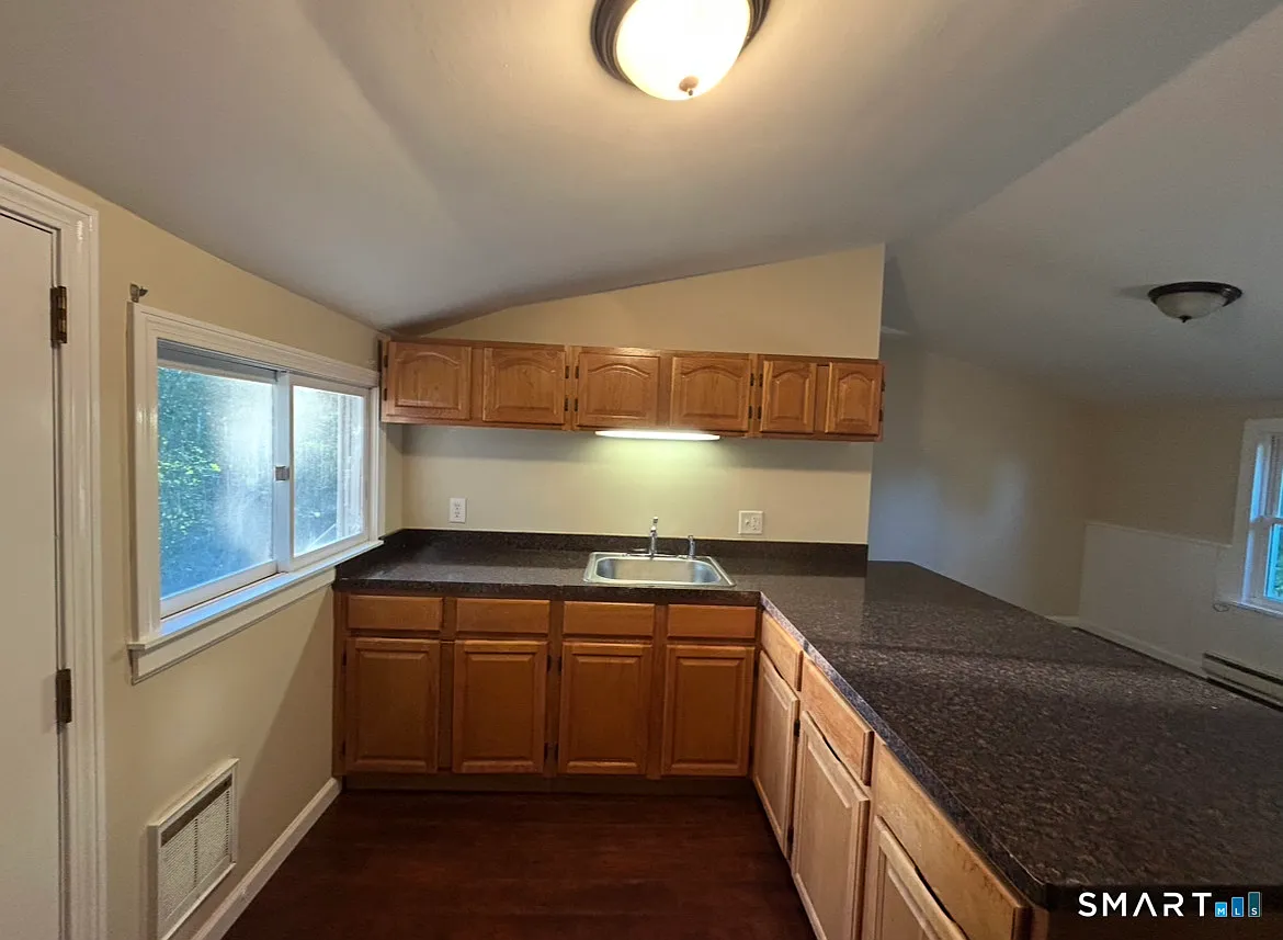 1 bed, 1.0 bath, 540 sqft, $2,100 — Photo 3