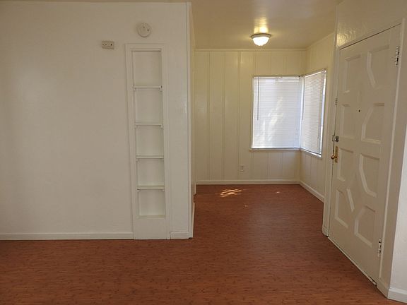 3rd image of 2138-46 Abbott St #2140