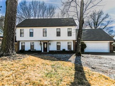 8105 Farmington Blvd, Germantown, TN, 38138