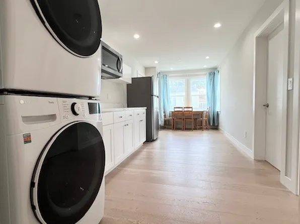 398 Guttenberg St, Daly City, CA 94014