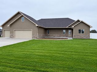 4116 Janice Ct, North Platte, NE 69101