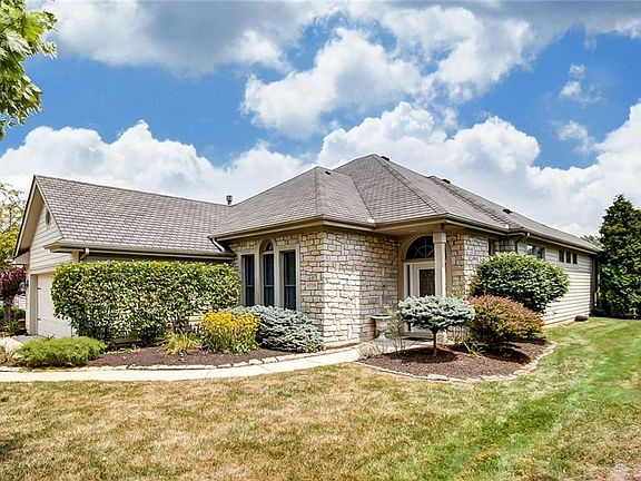 3rd image of 9759 Greenside Ct